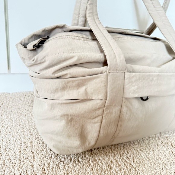 Lululemon On My Level Duffel *Small 22L - Picture 4 of 7